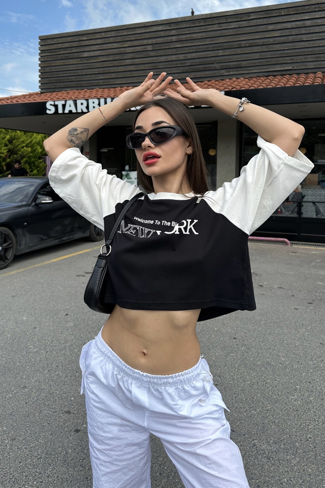 Siyah New York Yazılı Crop Top