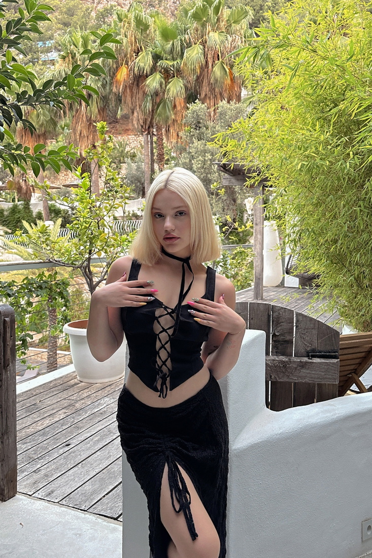 Siyah Önden Bağlamalı Crop Top ATE6147 - BAHSHE