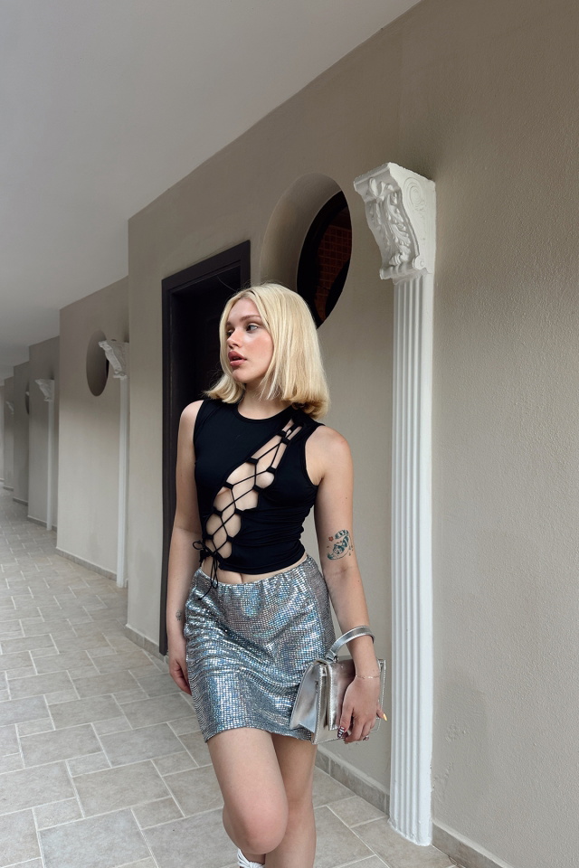 Siyah Önden Bağlamalı Crop Top ATE7867