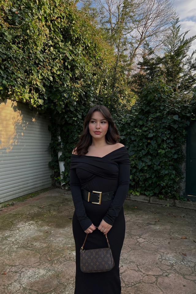 Siyah Önü Büzgülü Bodysuit ATE3221 