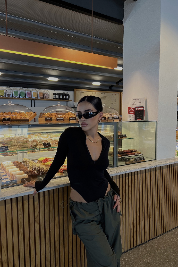 Siyah Önü Fermuarlı Bodysuit ATE2843 - EYYO