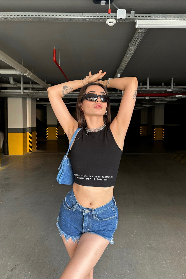 Siyah Önü Yazılı Crop Top ATE7303 - 3