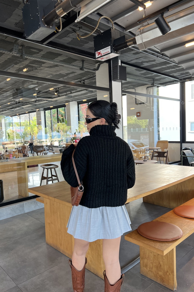 Siyah Örme Kazak ATE2948 - 5