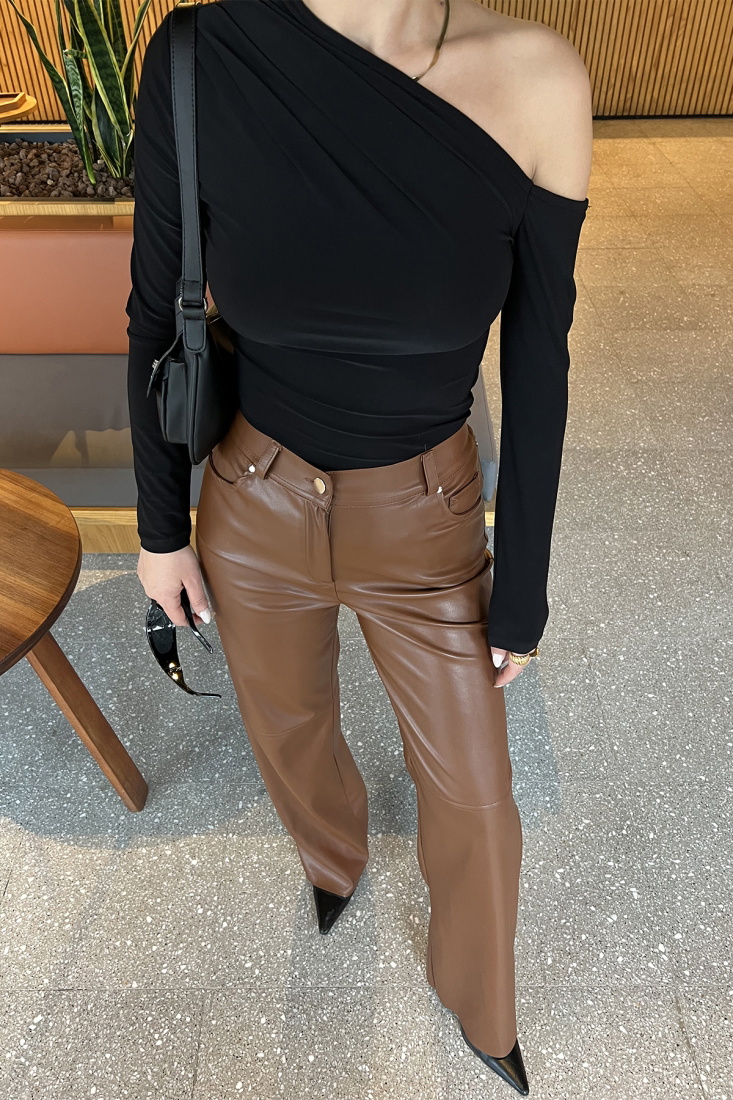 Siyah Pencere Detay Crop Top ATE3799 - MİSTİX