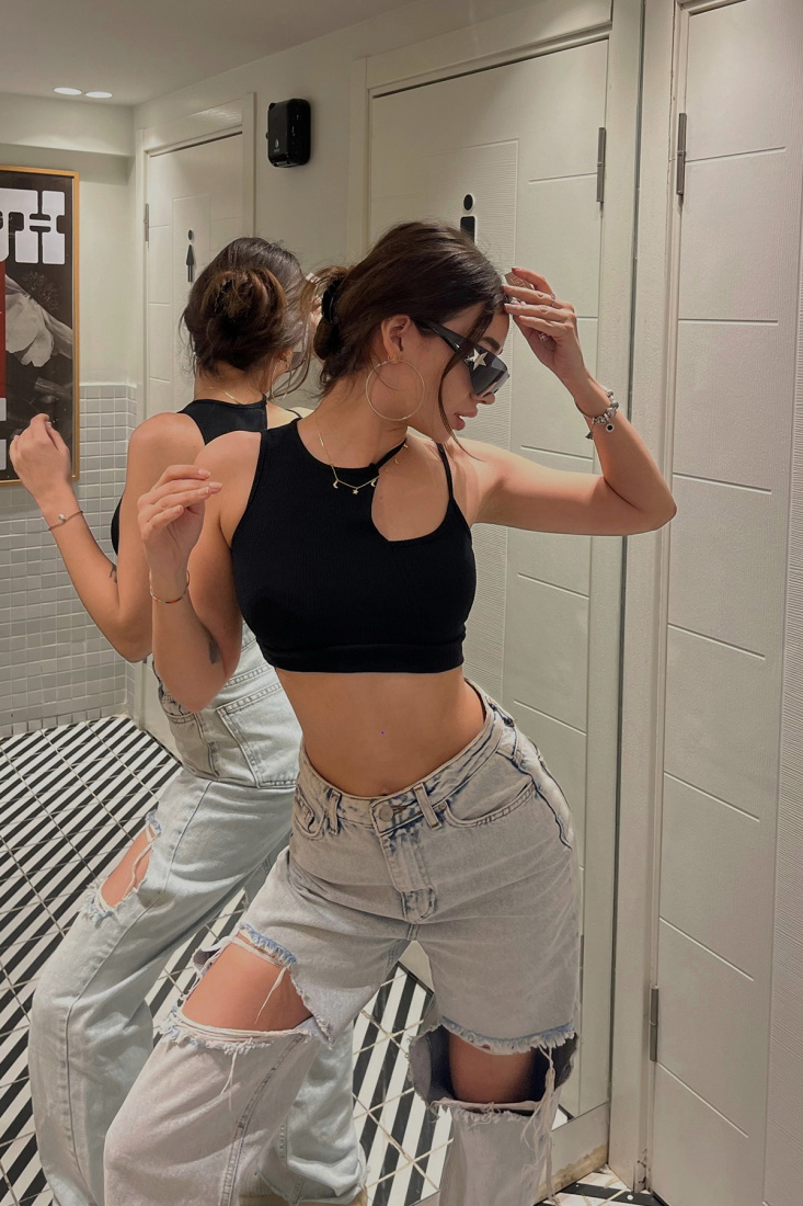 Siyah Pencere Detay Crop Top ATE4629 - KENZA