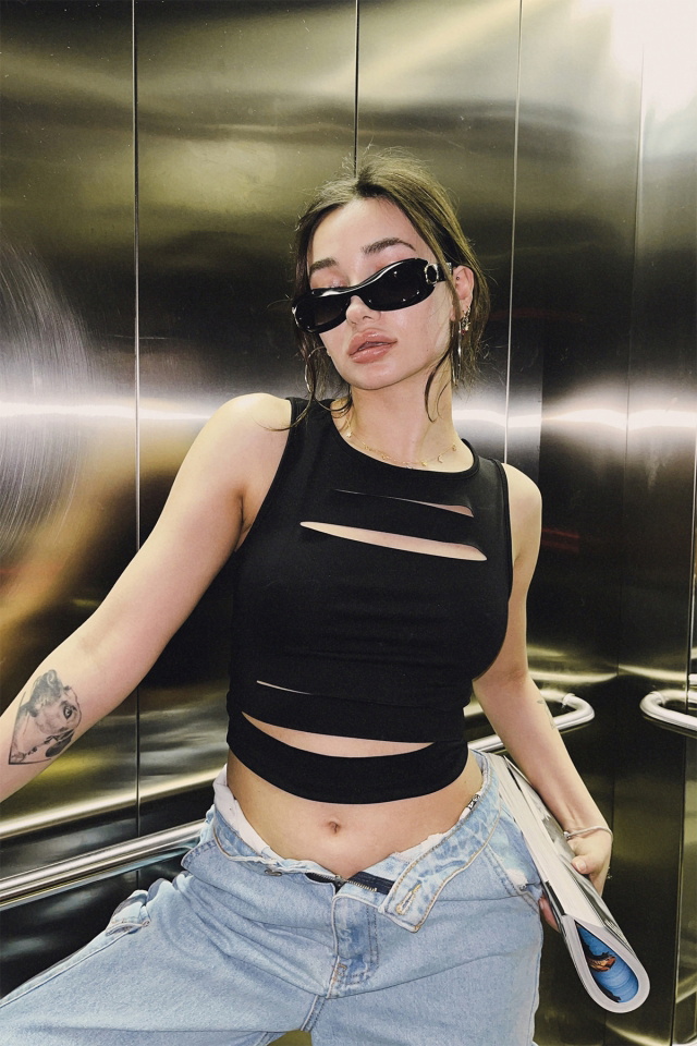 Siyah Pencere Detay Crop Top ATE4642 - 2