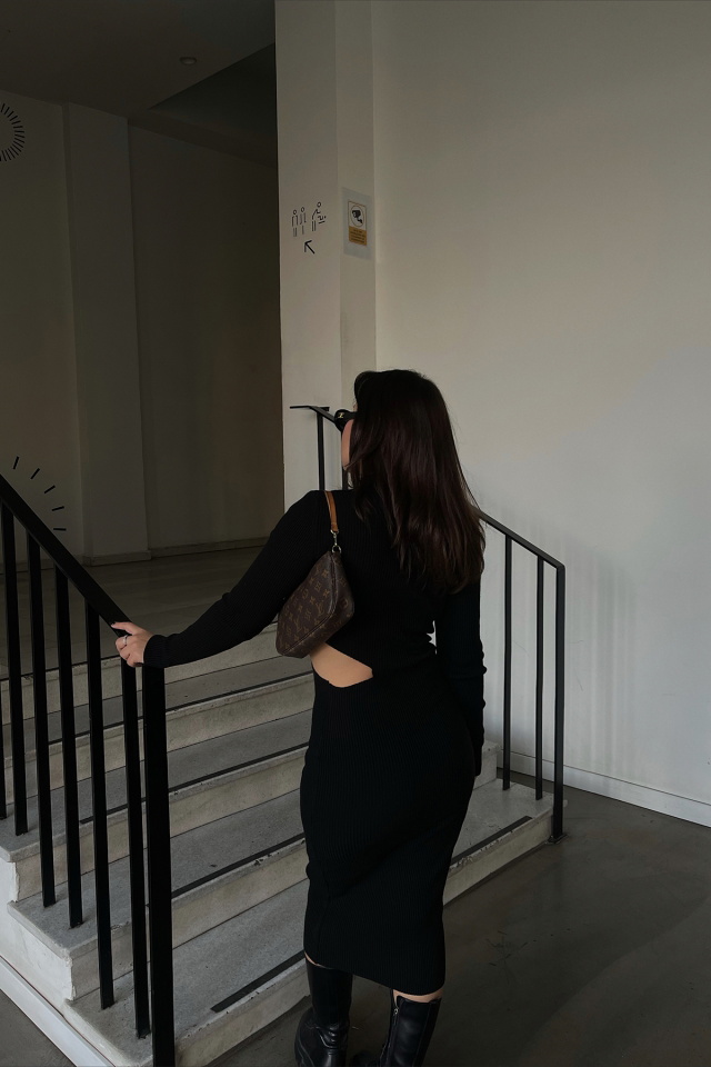 Siyah Pencere Detay Uzun Elbise ATE3198 - 2