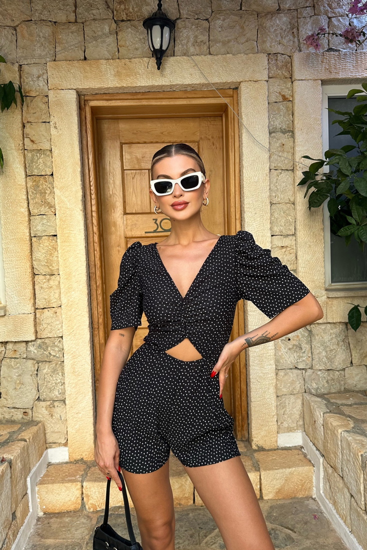 Siyah Puantiyeli Pencere Detay Tulum ATE7857 - NEW MİSSİON