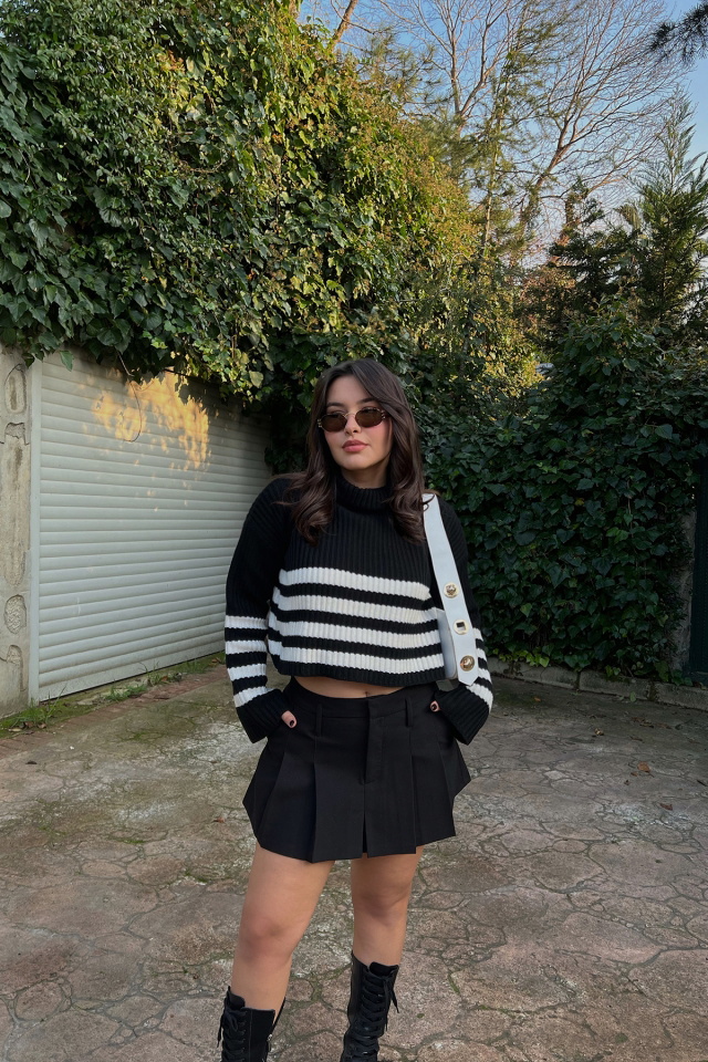 Siyah Şeritli Kazak ATE3219 