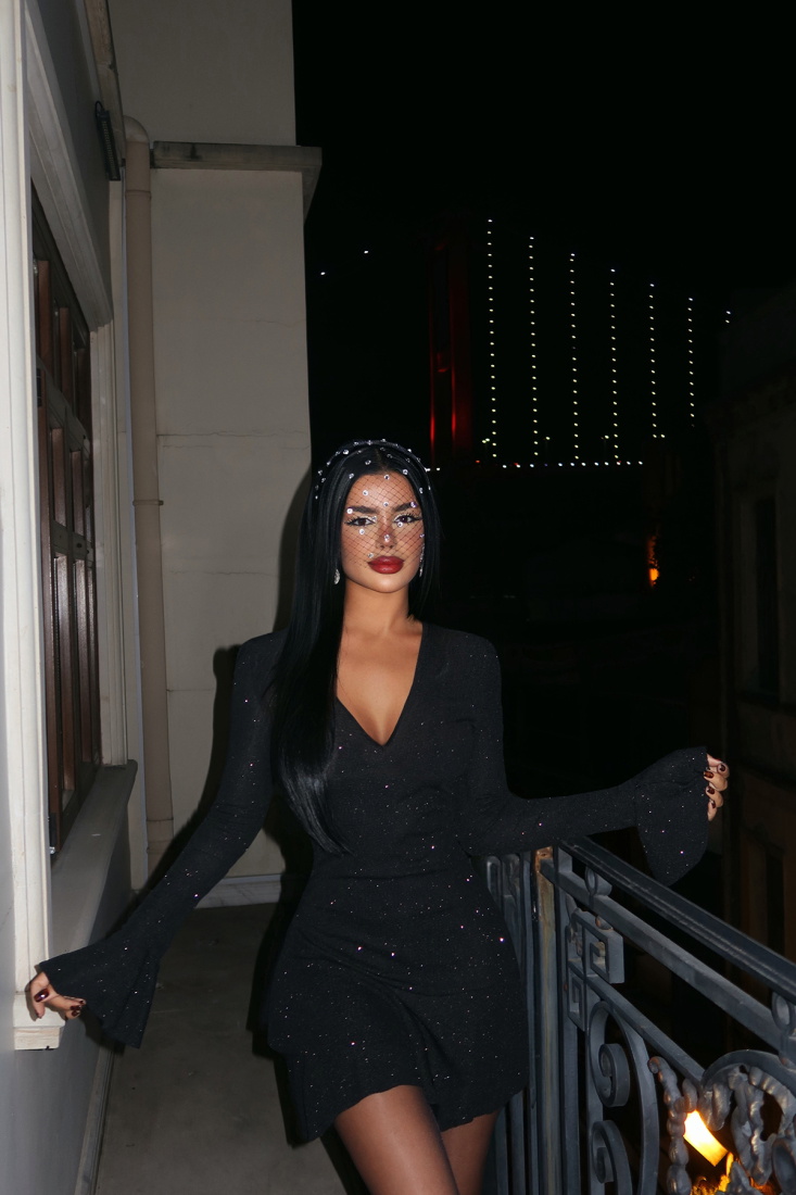 Siyah Simli V Yaka Mini Elbise ATE-1703 - EYYO