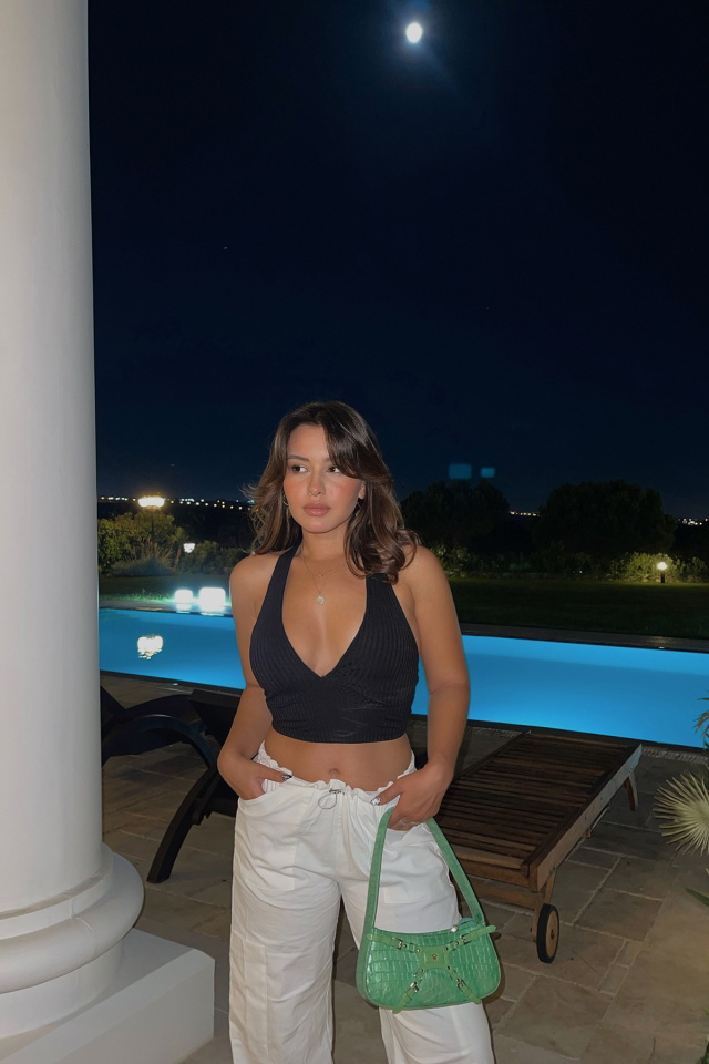 Siyah Sırt Detay Crop Top ATE1926 - 1