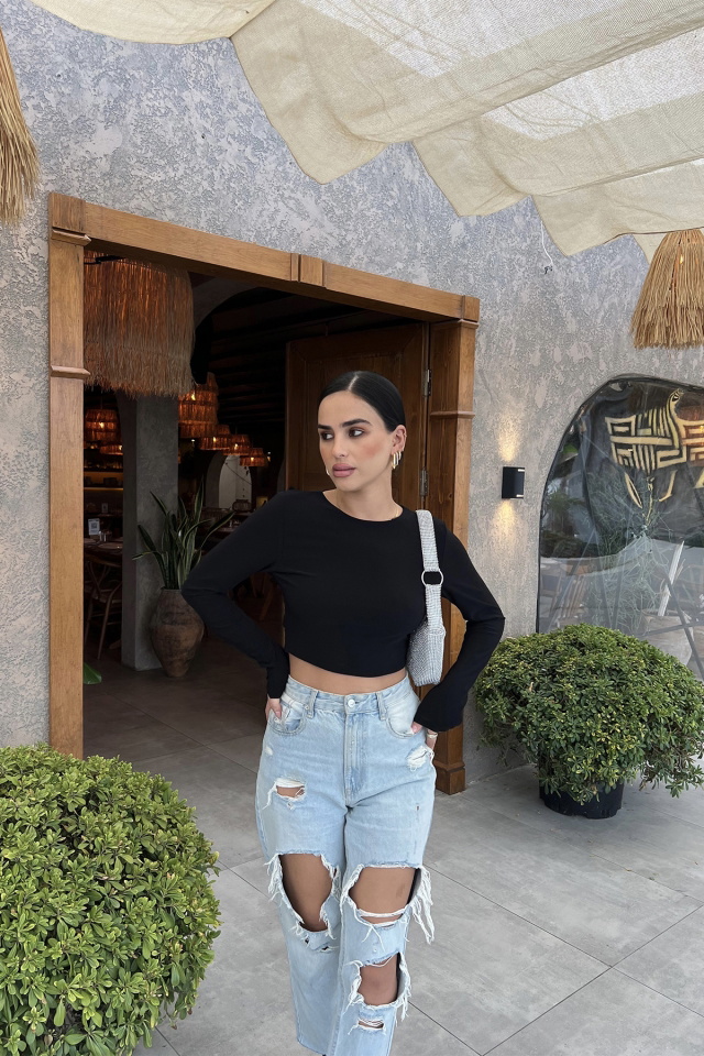 Siyah Sırtı Taş Detay Crop Top