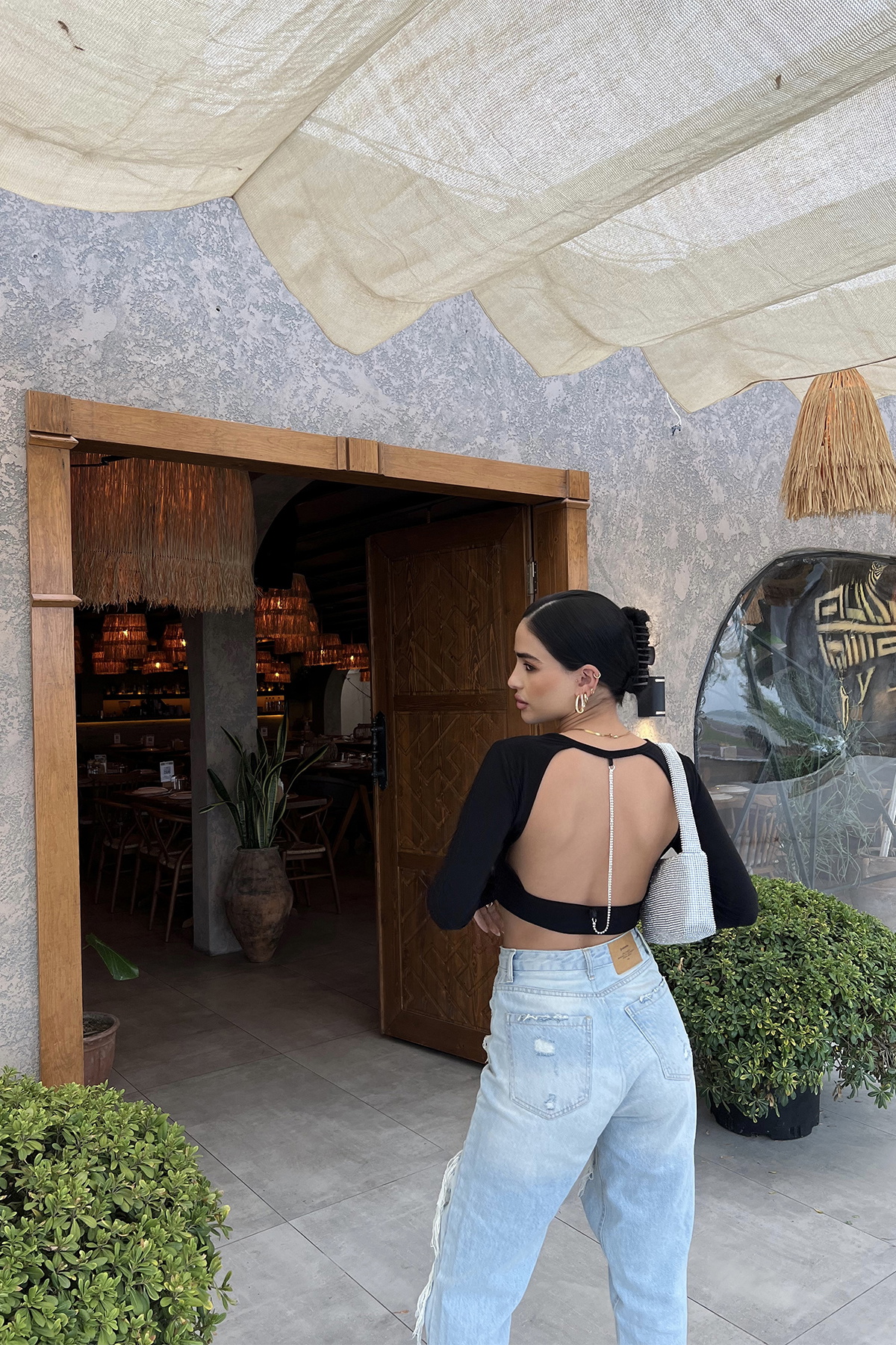 Siyah Sırtı Taş Detay Crop Top - 1