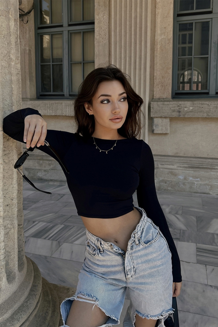 Siyah Sırt Detay Crop Top ATE3895 - DEPPOT