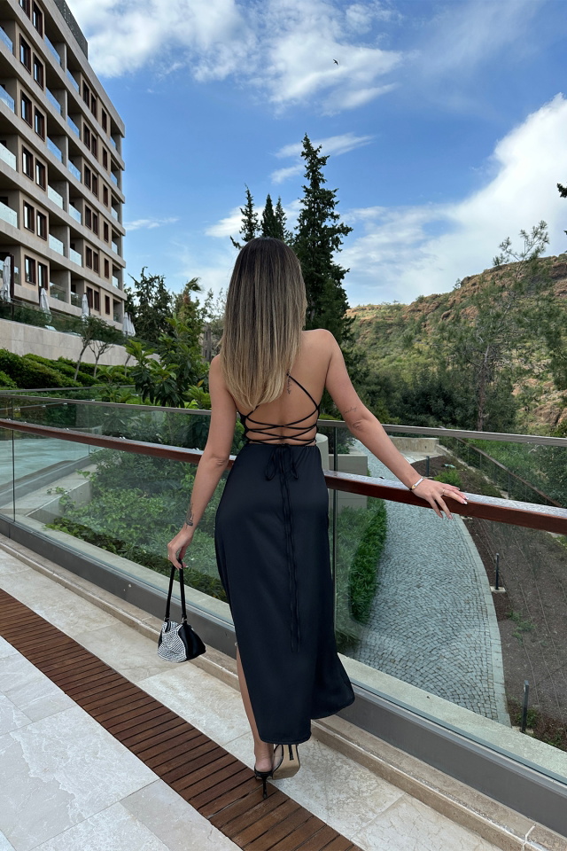 Siyah Sırt Detay Derin Yırtmaçlı Elbise ATE6581 - 6