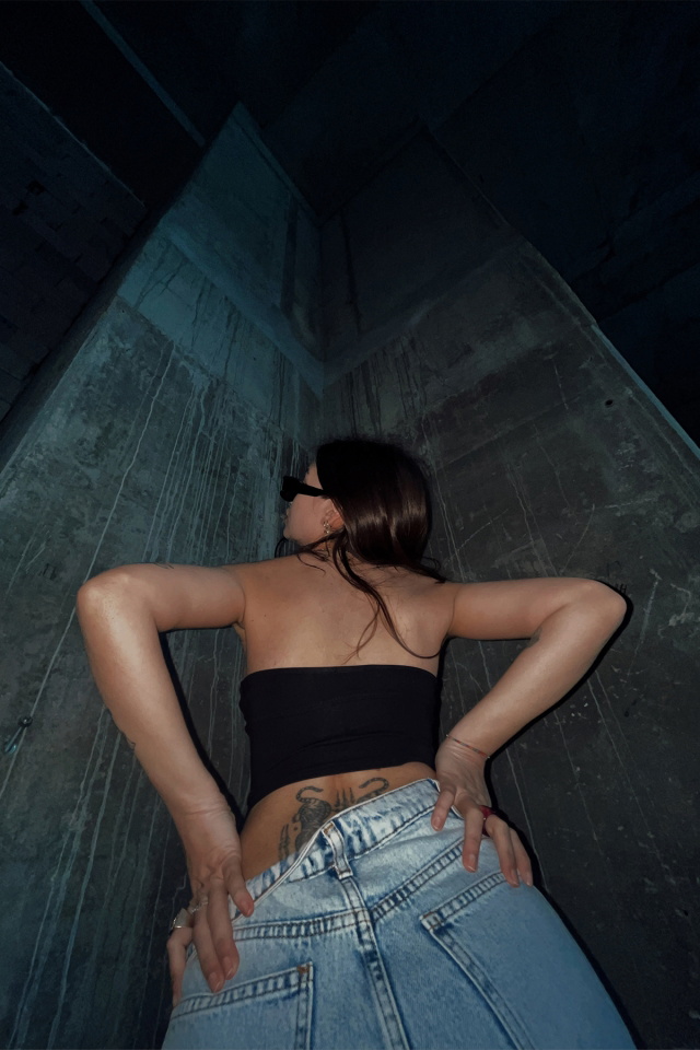 Siyah Straplez Crop Top ATE4205 - 5