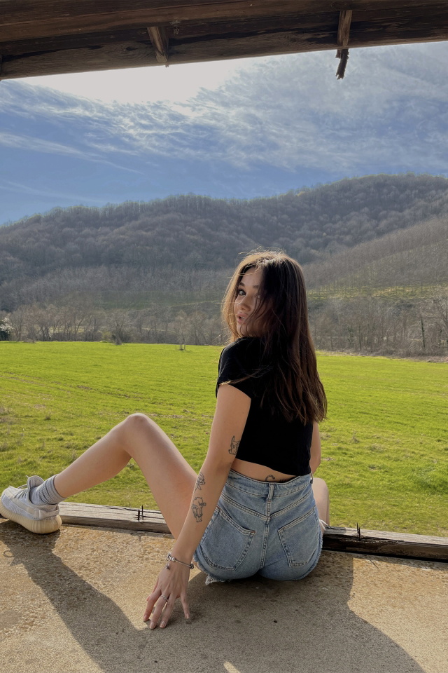 Siyah Tanisa Yazılı Crop Top ATE4627 - 19