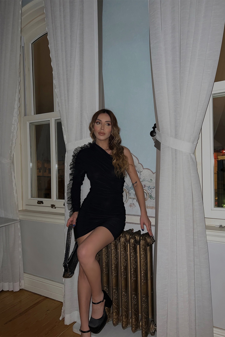 Siyah Tek Kol Mini Elbise ATE3592 - EYYO