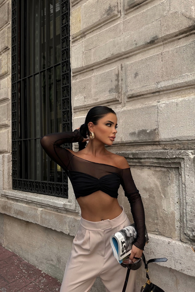 Siyah Tül Detay Crop Top ATE6650 - 4
