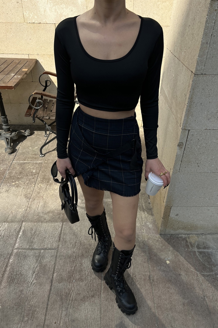 Siyah Uzun Kol Crop Top ATE4594 - gecce