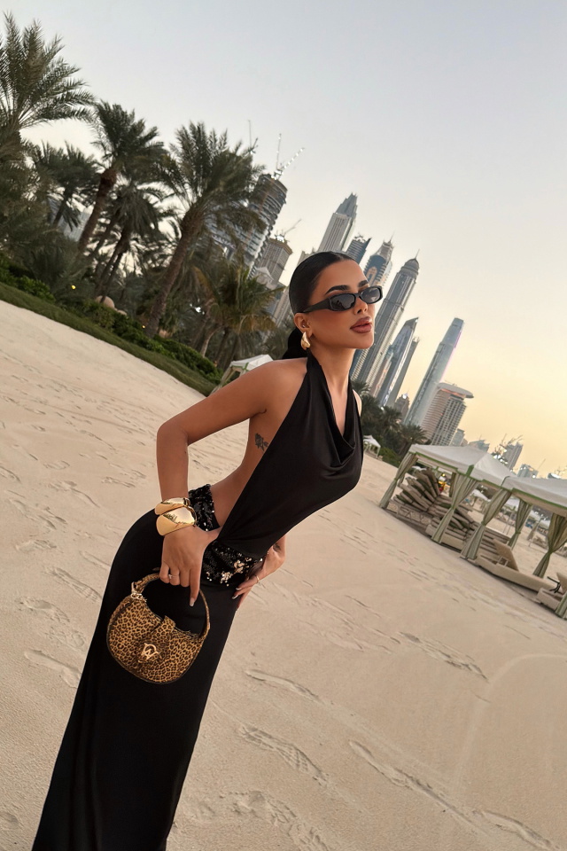 Siyah Reeves Uzun Sırtı Açık Elbise ATE-4827 - 4