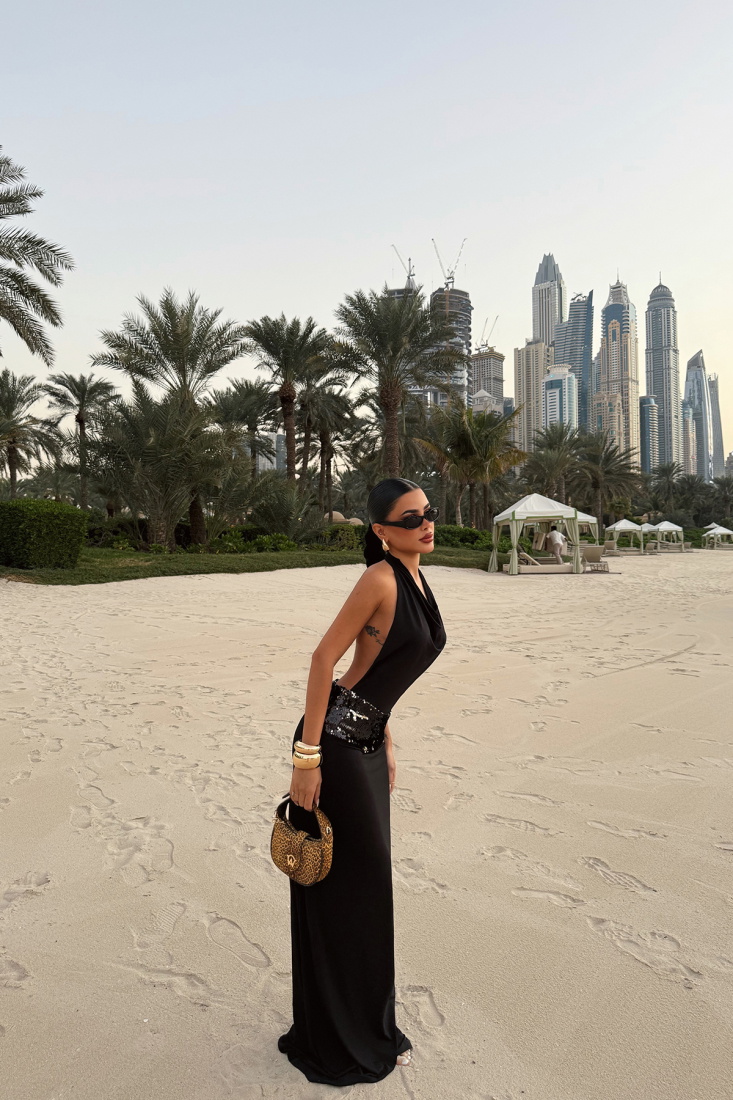 Siyah Reeves Uzun Sırtı Açık Elbise ATE-4827 - EYYO