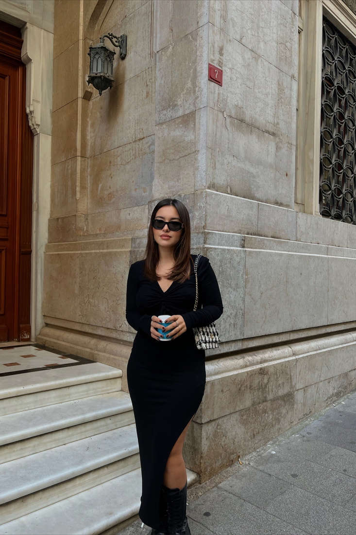 Siyah V Yaka Yırtmaç Detay Elbise ATE2254 - EYYO