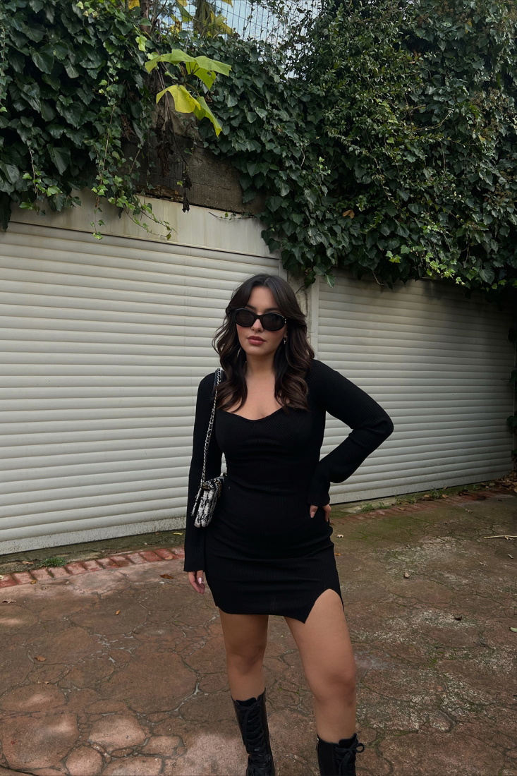 Siyah Yırtmaç Detay Triko Elbise ATE2635 - EYYO