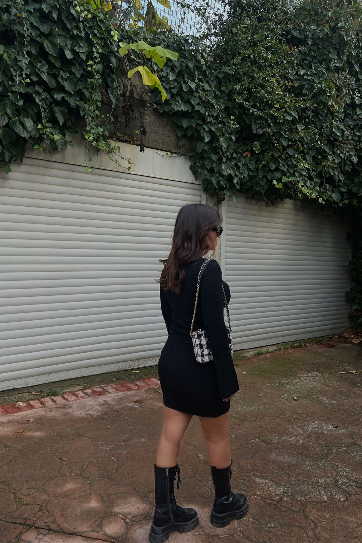 Siyah Yırtmaç Detay Triko Elbise ATE2635 - EYYO