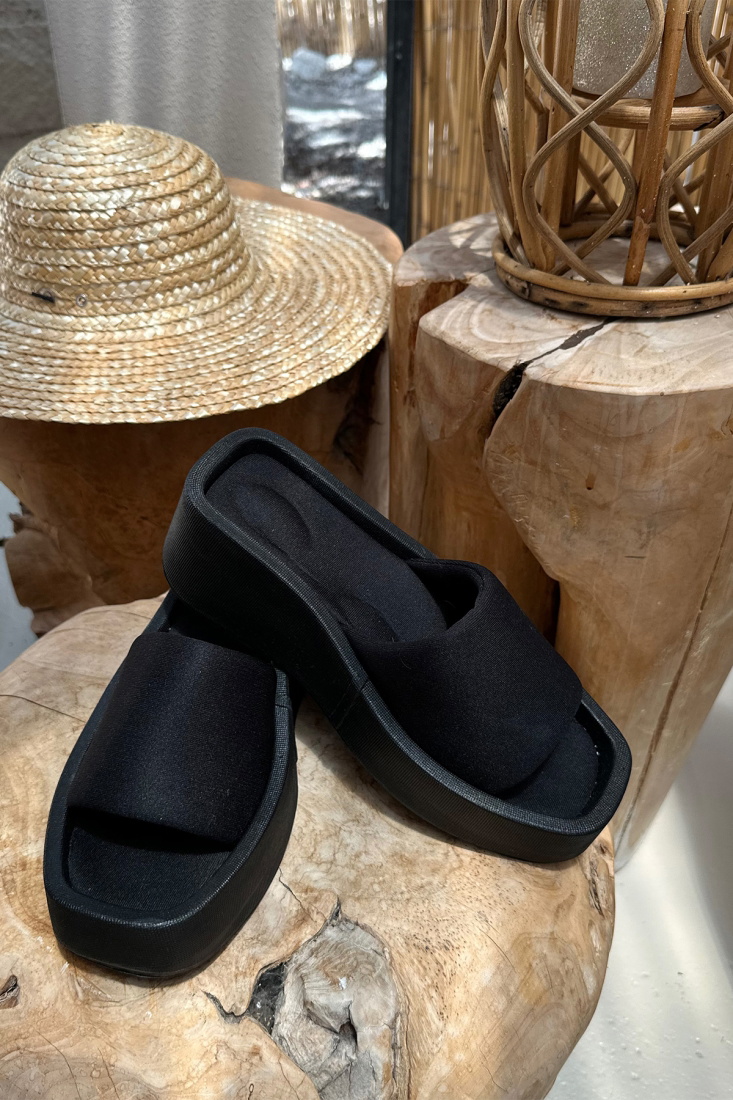 Siyah Yüksek Taban Terlik ATEL2055 - 