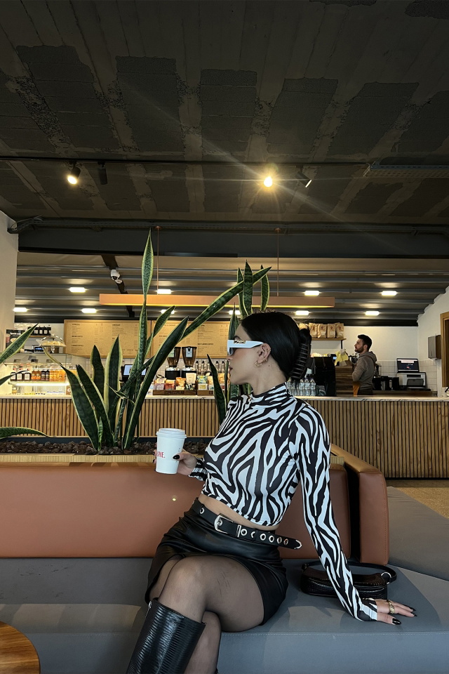 Siyah Zebra Desen Crop Top ATE3922 - 4