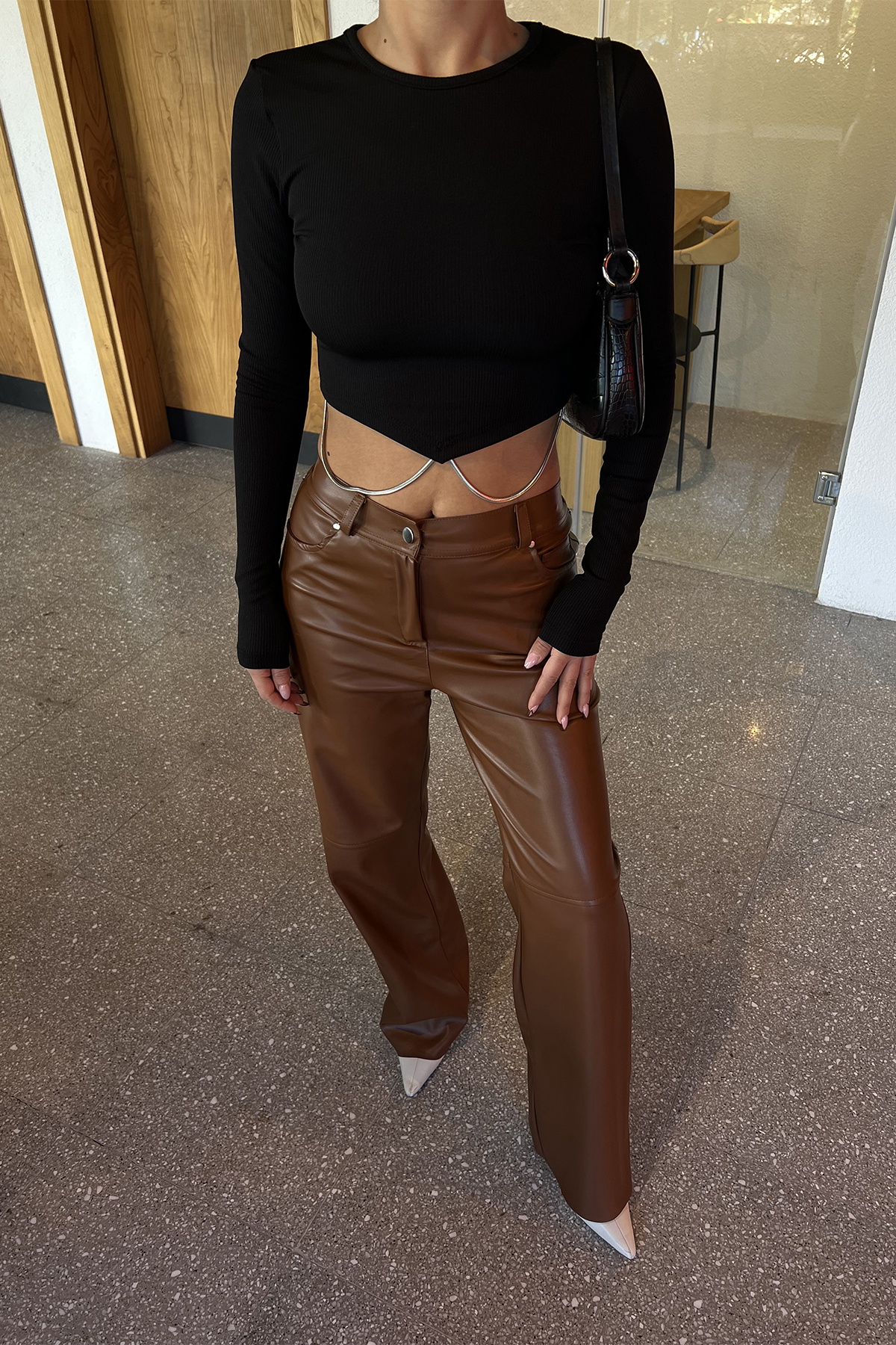Siyah Zincir Detay Crop Top ATE3238 - 2