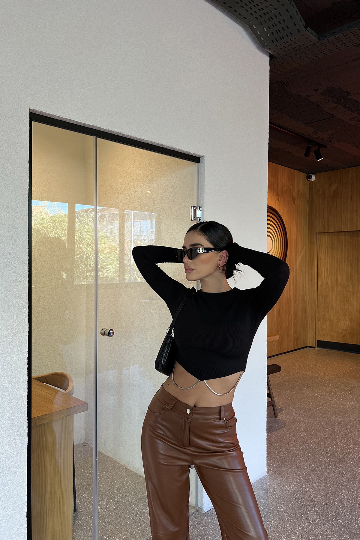 Siyah Zincir Detay Crop Top ATE3238 - 3