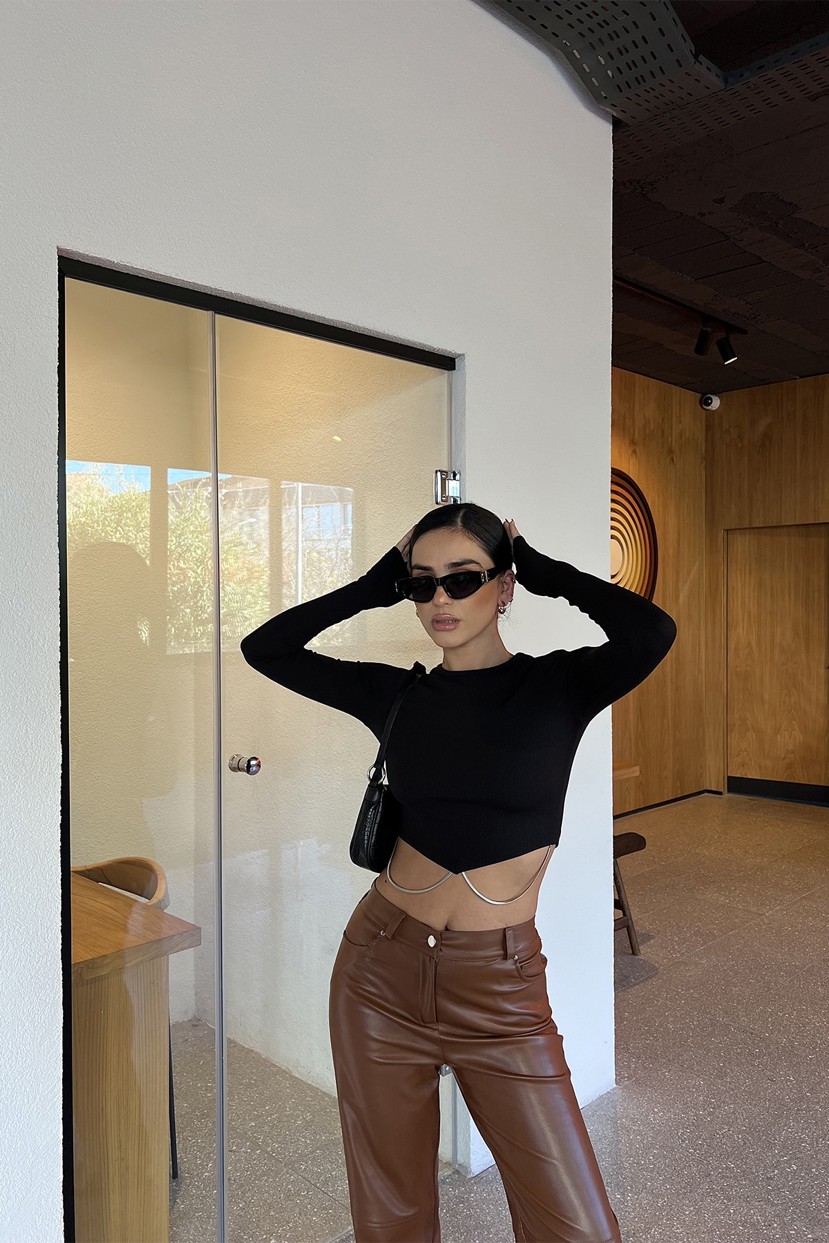 Siyah Zincir Detay Crop Top ATE3238 - 5