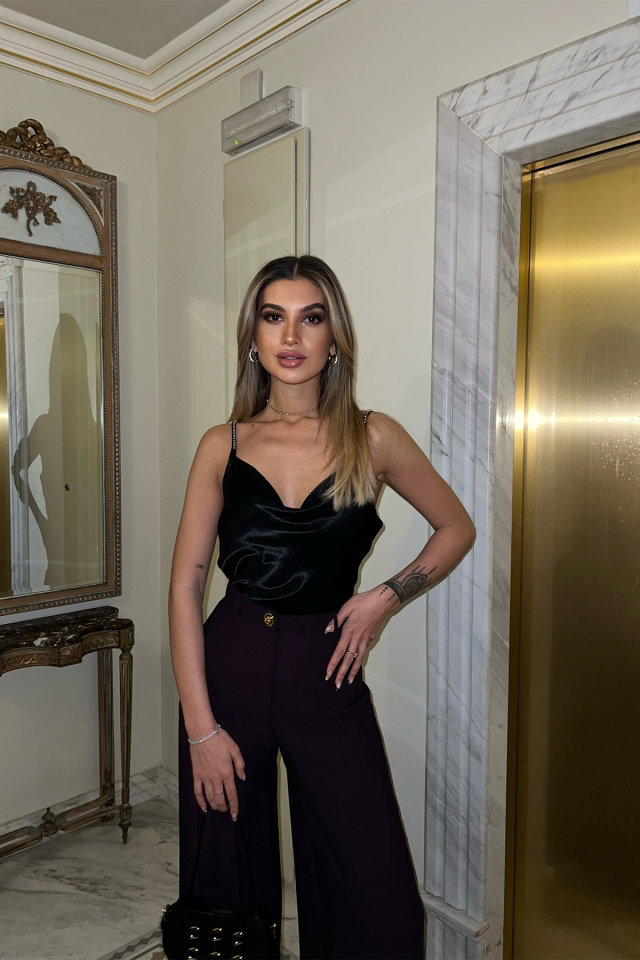 Siyah Zincir Detay Crop Top ATE3770 - 2