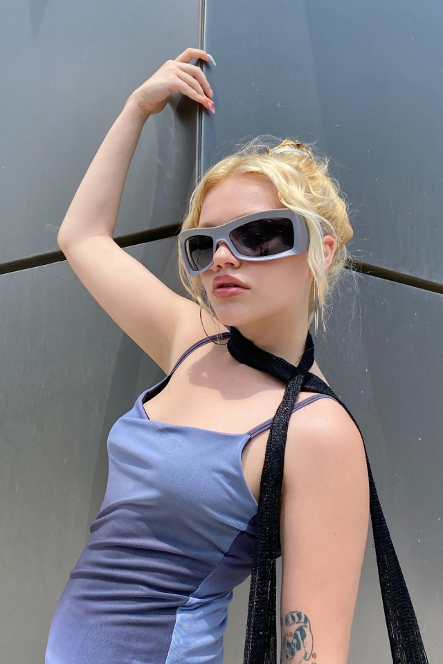 Smoked Color Gradient Sunglasses ATEL40 - 6
