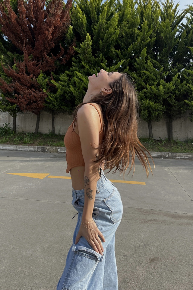 Taba Askılı Crop Top