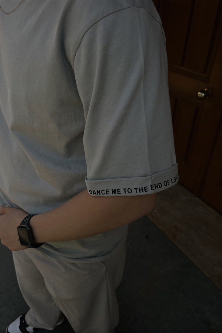 Taş Kolu Yazılı Basic Tişört ATE5019 - EYYO