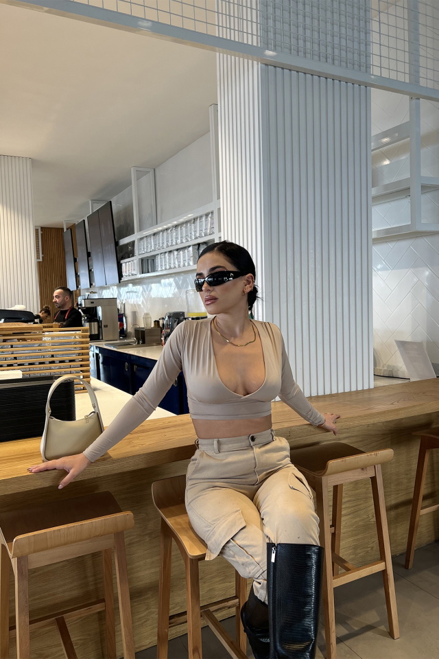 Taş Sırtı Bağlamalı Crop Top