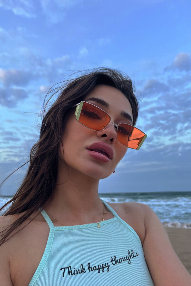 Turuncu İnce Çerçeveli Gözlük ATE3967 - EYYO