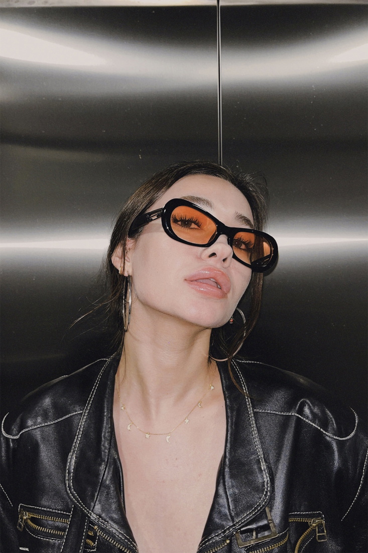 Turuncu İnce Çerçeveli Gözlük ATE4603 - EYYO