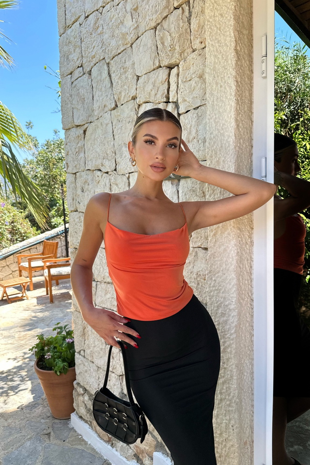 Turuncu İp Askılı Crop Top