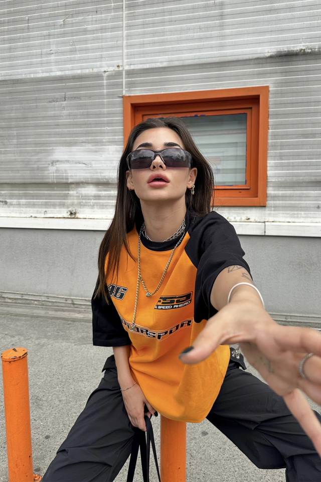 Turuncu Önü Yazılı Oversize Tişört ATE7288 - 5