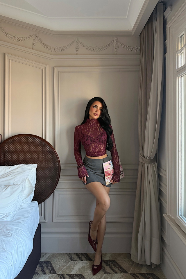 Vişne Çürüğü Raquel Dantel Transparan Bluz