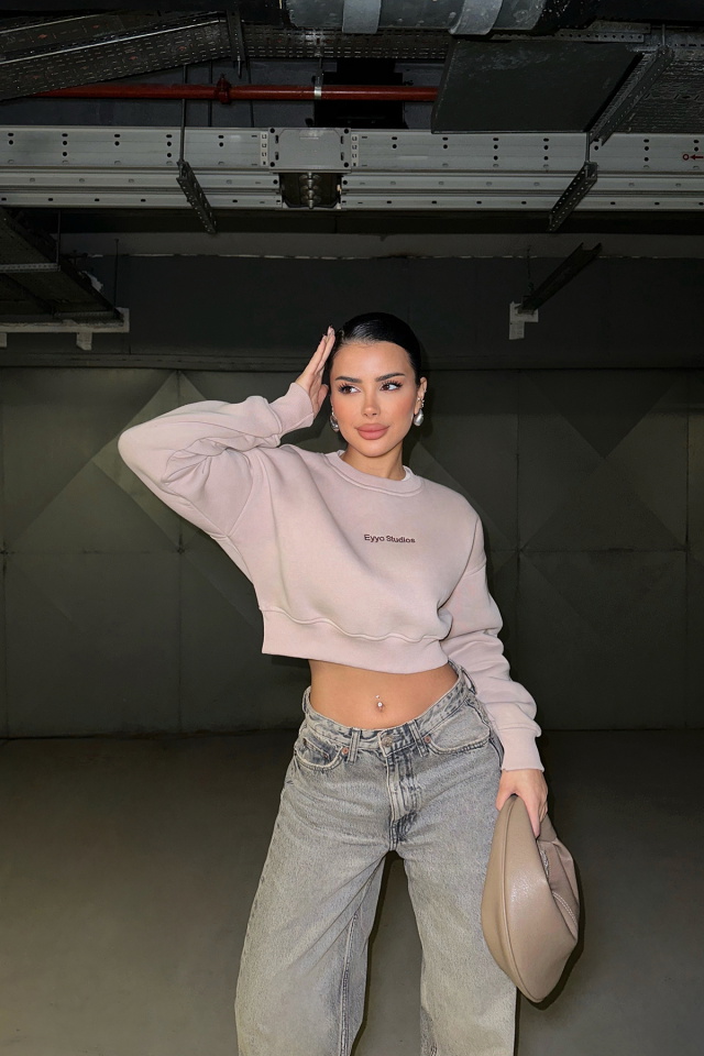 Vizon Önü Eyyo Nakışlı Crop Sweat ATE-0478 - 4