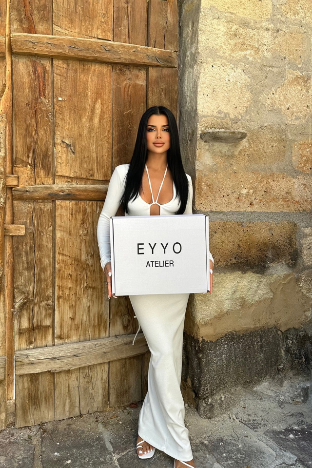 White Eyyo Box ATE8644 - 2