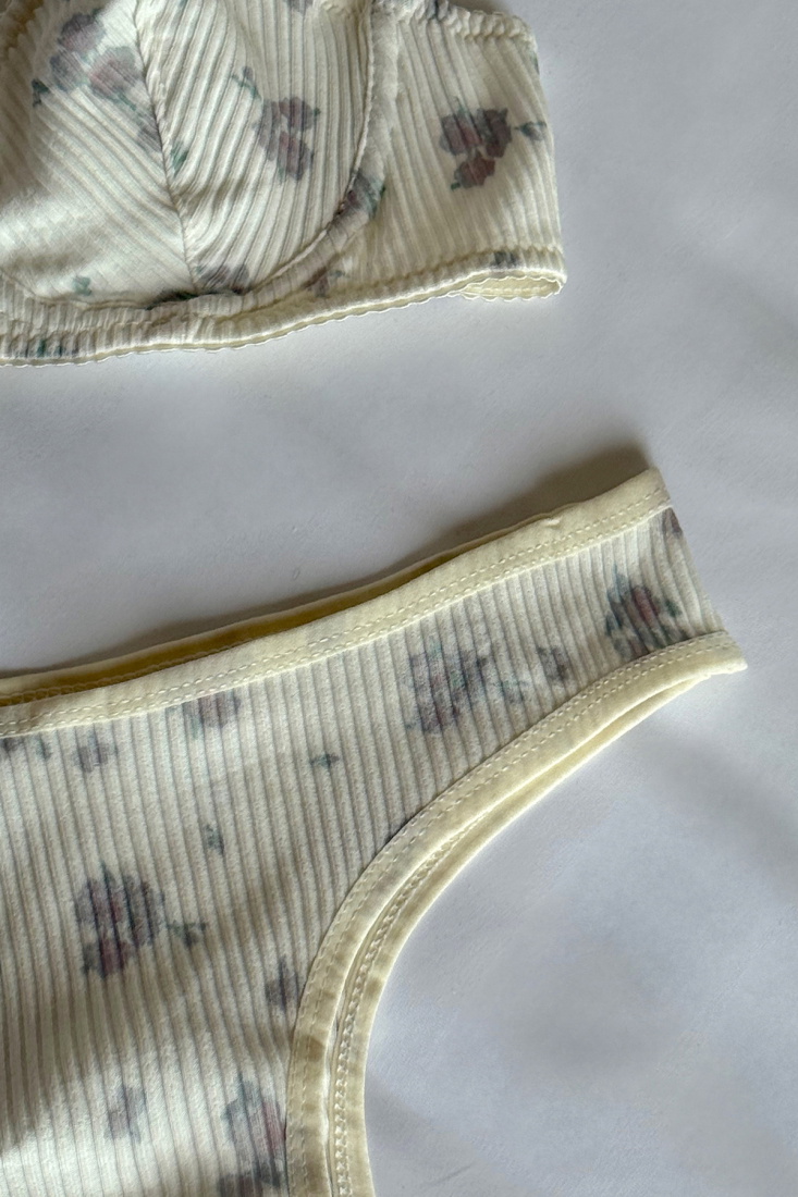 White Flower Pattern Underwear ATE-2867 - EYYO