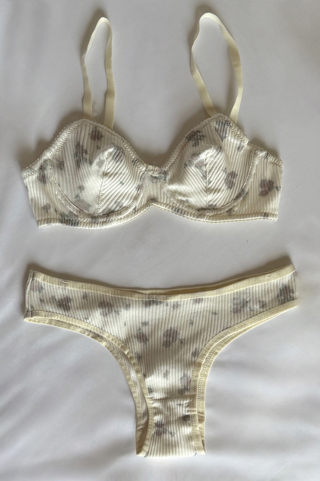 White Flower Pattern Underwear ATE-2867 - 1
