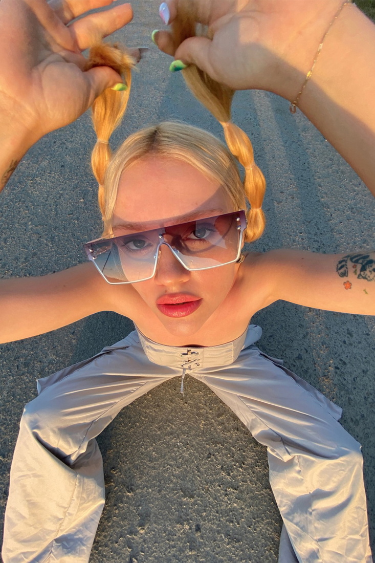 White Gradient Sunglasses ATE3108 - EYYO