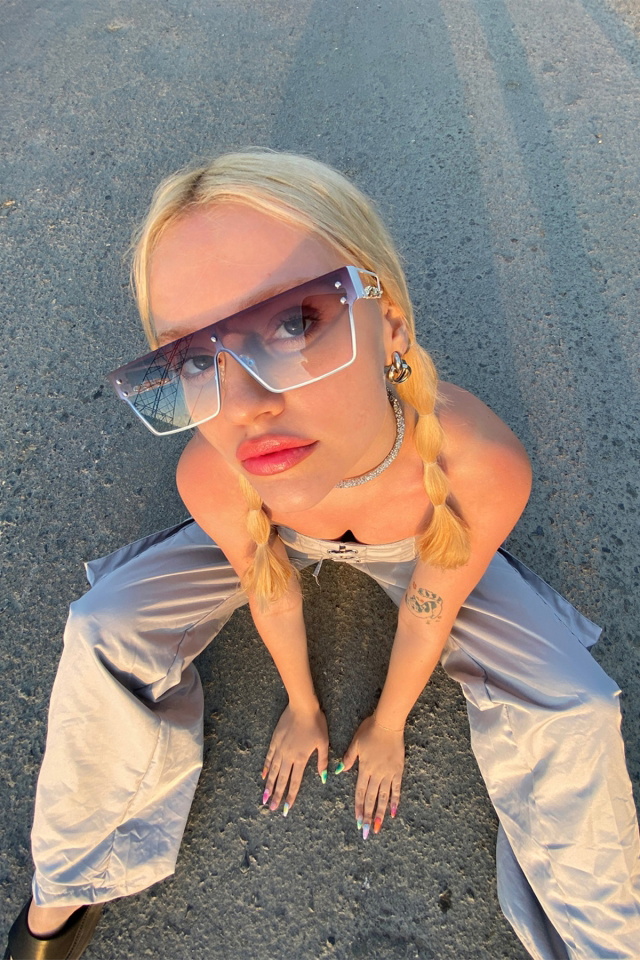White Gradient Sunglasses ATE3108 - 2